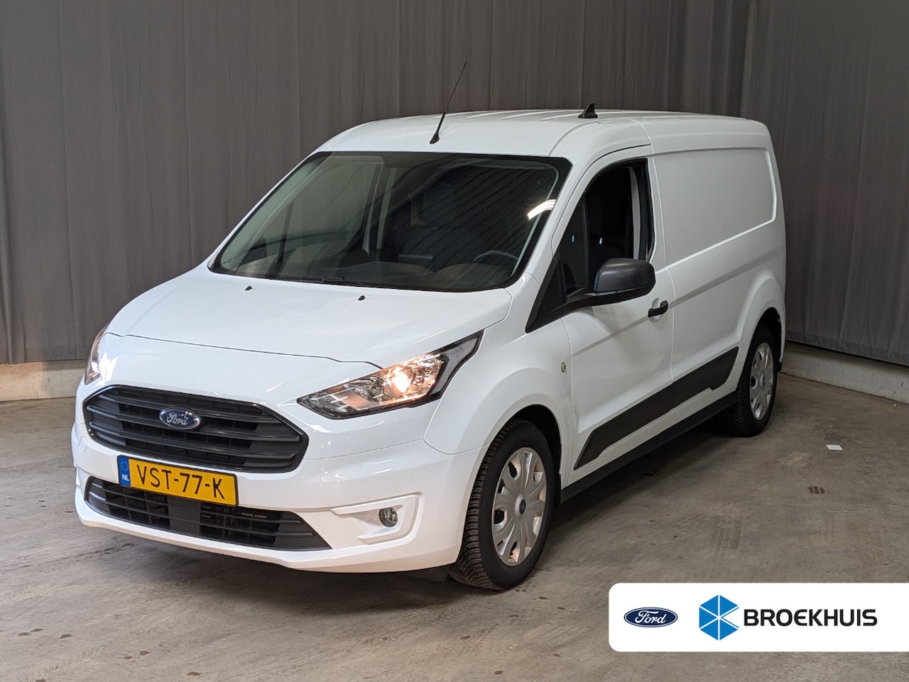 Ford Transit Connect - 1.5 EcoBlue L2 Trend | Trekhaak | Laadruimte Betimmering | All-Season | Camera | Cruise | - AutoWereld.nl