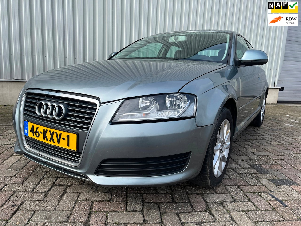 Audi A3 - 1.6 TDI Attraction Pro Line SCHADEAUTO!! - AutoWereld.nl