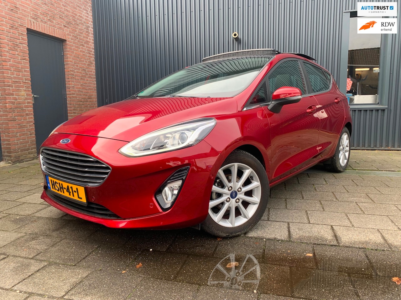 Ford Fiesta - 1.0 EcoBoost Titanium 1.0 EcoBoost Titanium, WINTERPACK, PANO, NAVI - AutoWereld.nl