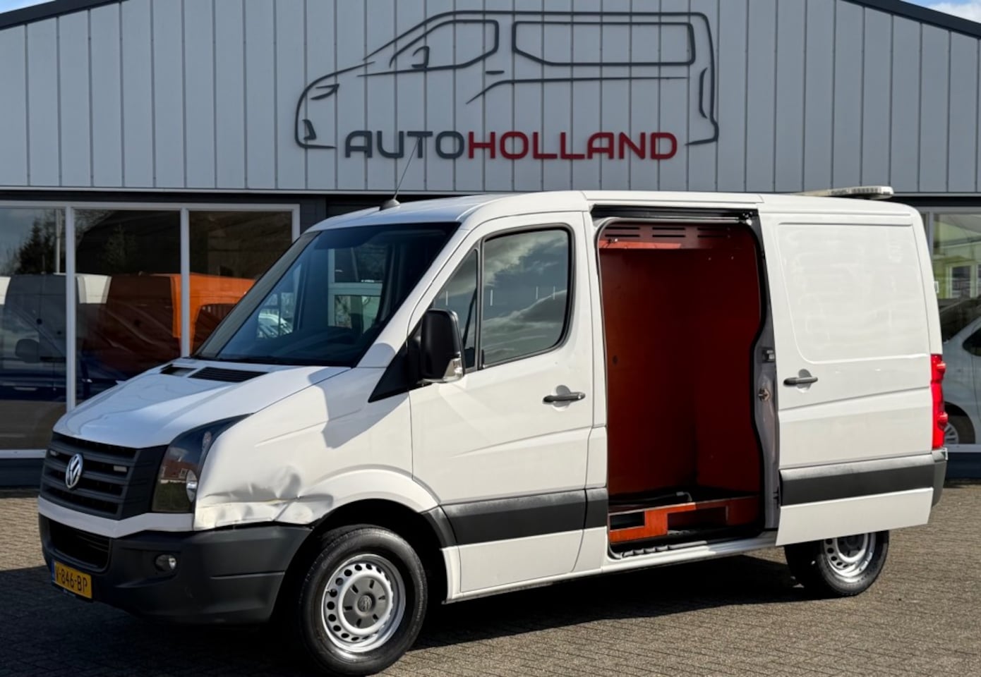Volkswagen Crafter - 2.0 TDI 80KW 110PK EURO 6 AIRCO/ CRUISE CONTROL/ CAMERA/ 100% DEALERONDERHOUDEN - AutoWereld.nl