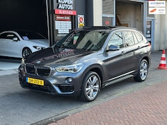 BMW X1 - SDrive20i High Executive Leer Navi Camera Pano