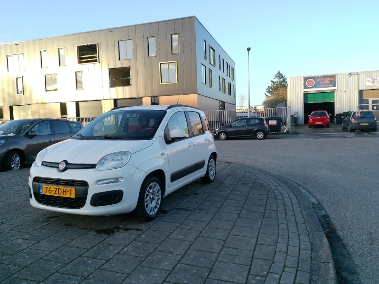 Fiat Panda - 0.9 TwinAir Lounge 0.9 TWINAIR LOUNGE - AutoWereld.nl