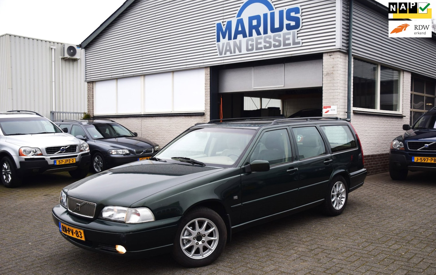 Volvo V70 - 2.5 10v 7-zits 144 pk - AutoWereld.nl