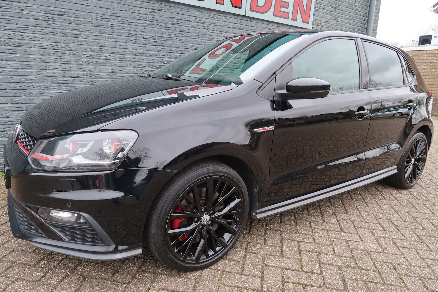 Volkswagen Polo - 1.8 TSI GTI Onderhoud boeken aanwezig Volledig dealer onderhouden - AutoWereld.nl