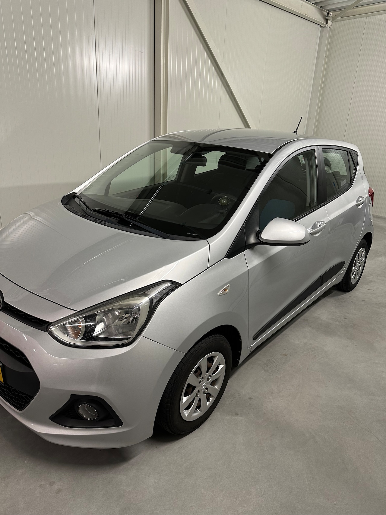 Hyundai i10 - 1.0i i-Motion Comfort - AutoWereld.nl