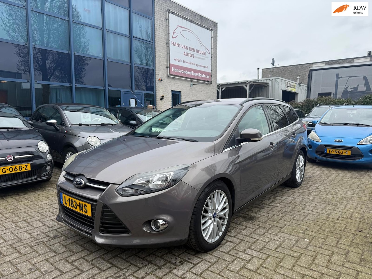 Ford Focus Wagon - 1.0 EcoBoost Titanium APK 03/27 - AutoWereld.nl