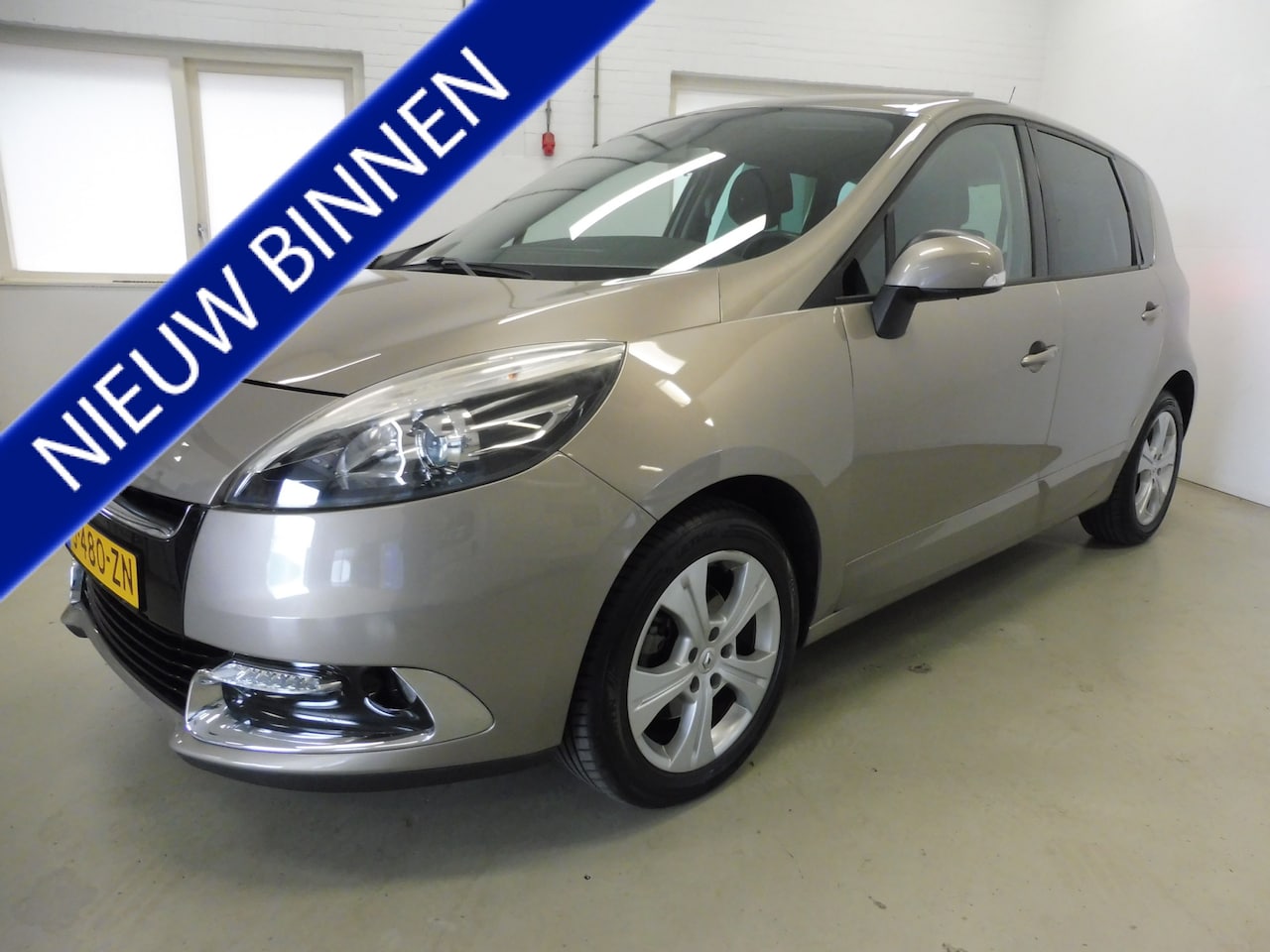 Renault Scénic - 1.2 TCe Dynamique Trekhaak | Cruise | PDC | Stof\Leer | LMV 16" | Geen afleverkosten - AutoWereld.nl