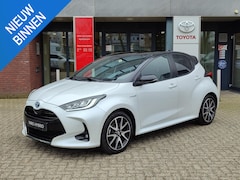 Toyota Yaris - 1.5 Hybrid EXECUTIVE STOELVERW HEAD-UP JBL-AUDIO BLIND SPOT LED KEYLESS PARK-SENSOREN 17''