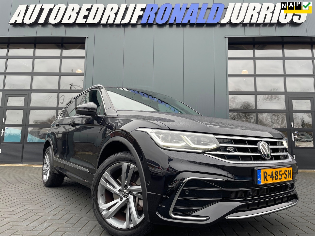 Volkswagen Tiguan - 1.4 TSI eHybrid R-Line Business+ NL.Auto/245Pk/Camera/Carplay/Virtual Cockpit/Alcantara/1S - AutoWereld.nl