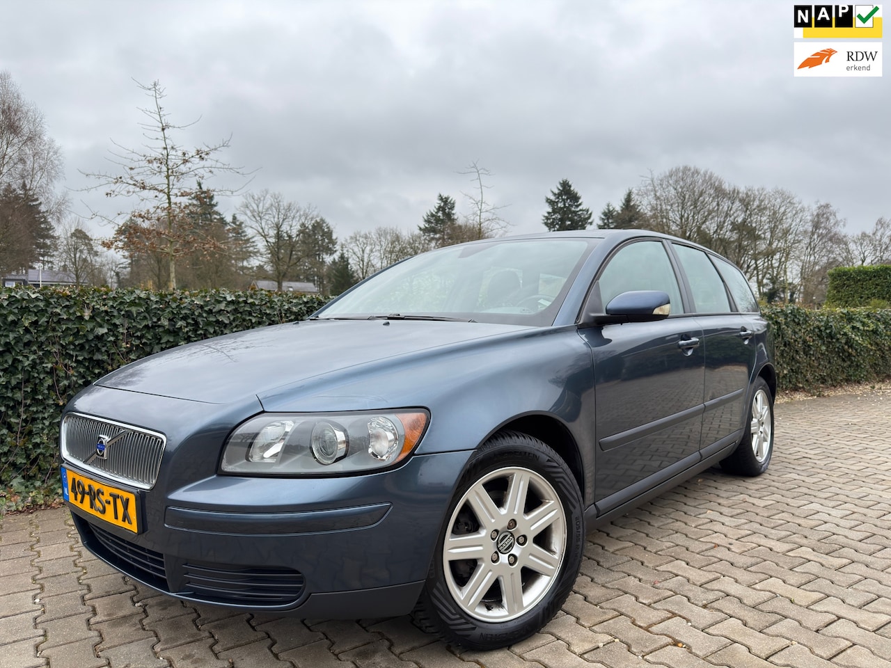 Volvo V50 - 1.8 Elite 1.8 Elite , 116.162km N.A.P , Clima / Cruise / Elec.Pakket / 16" Lm Velgen. - AutoWereld.nl