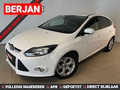 Ford Focus - 1.0 EcoBoost Titanium AIRCO CLIMA NAVI CRUISE BT ELEK RAMEN CENT VERG VELGEN PRIVACYGLAS Z