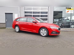 Skoda Octavia Combi - 1.0 TSI Ambition/Navigatie*Cruise*Pdc/Led*Metalic/Enz