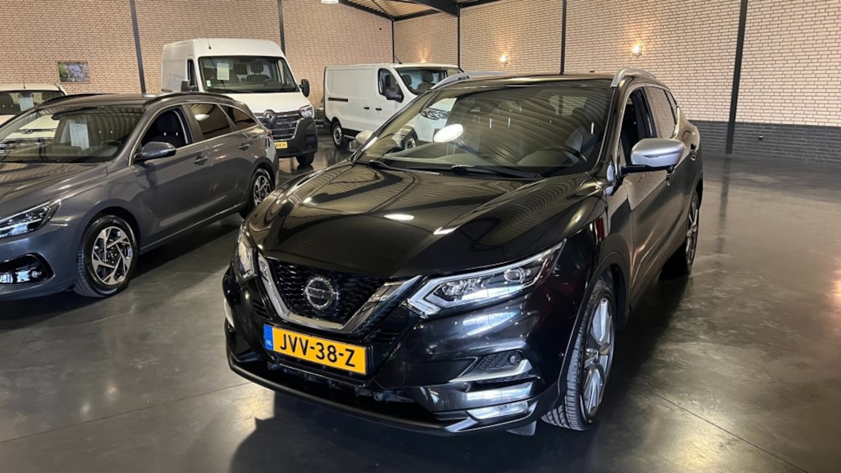 Nissan Qashqai - 1.3 DIG-T TEKNA + - AutoWereld.nl
