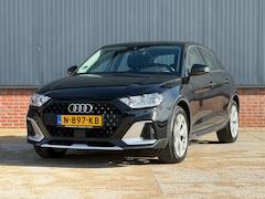 Audi A1 citycarver - 30 TFSI Automaat Carplay / Virtual Cockpit