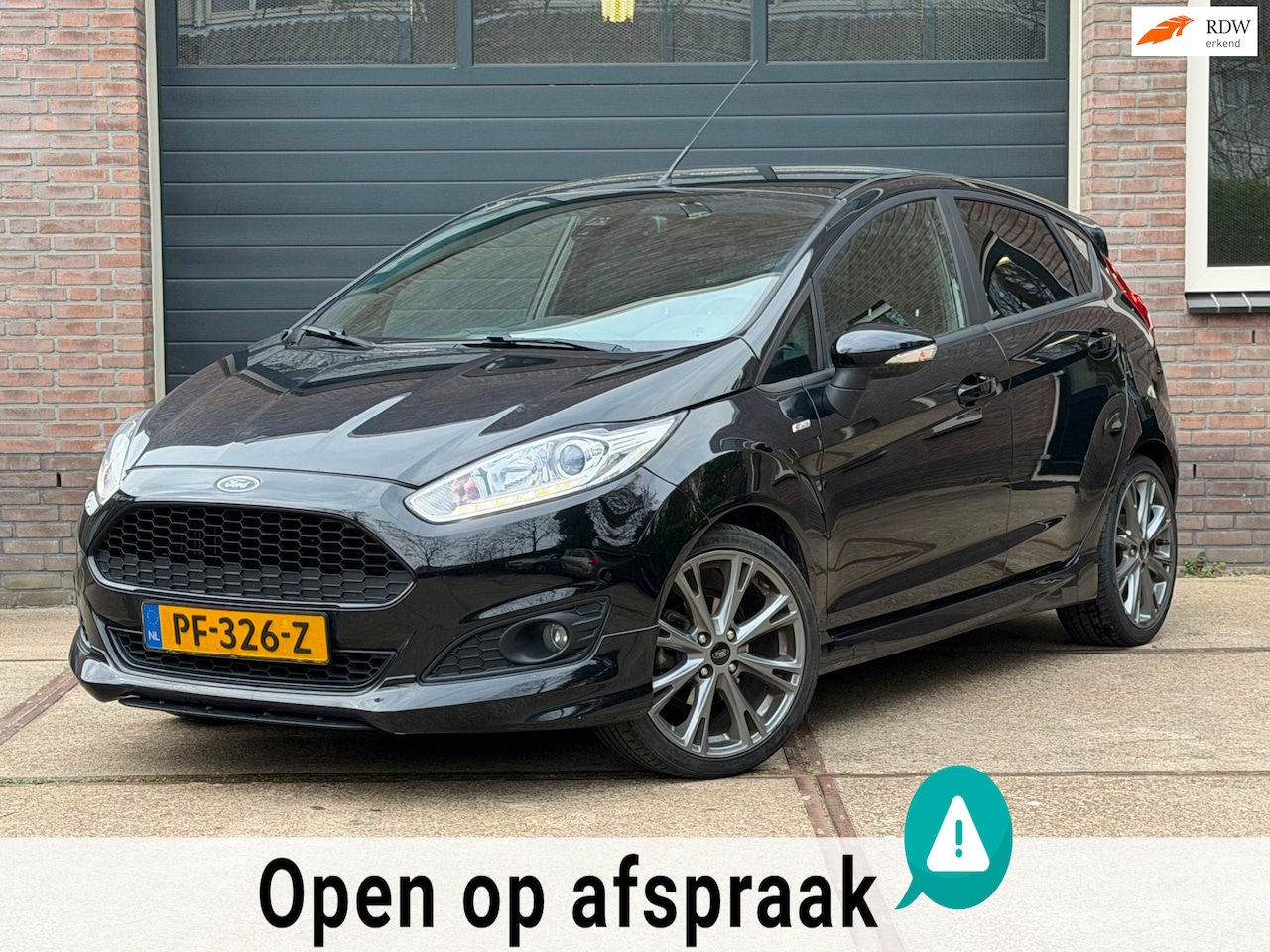 Ford Fiesta - 100pk ST Line | Trekhaak | Parkeercamera | Climate Control | Cruise Control | Verwarmde vo - AutoWereld.nl