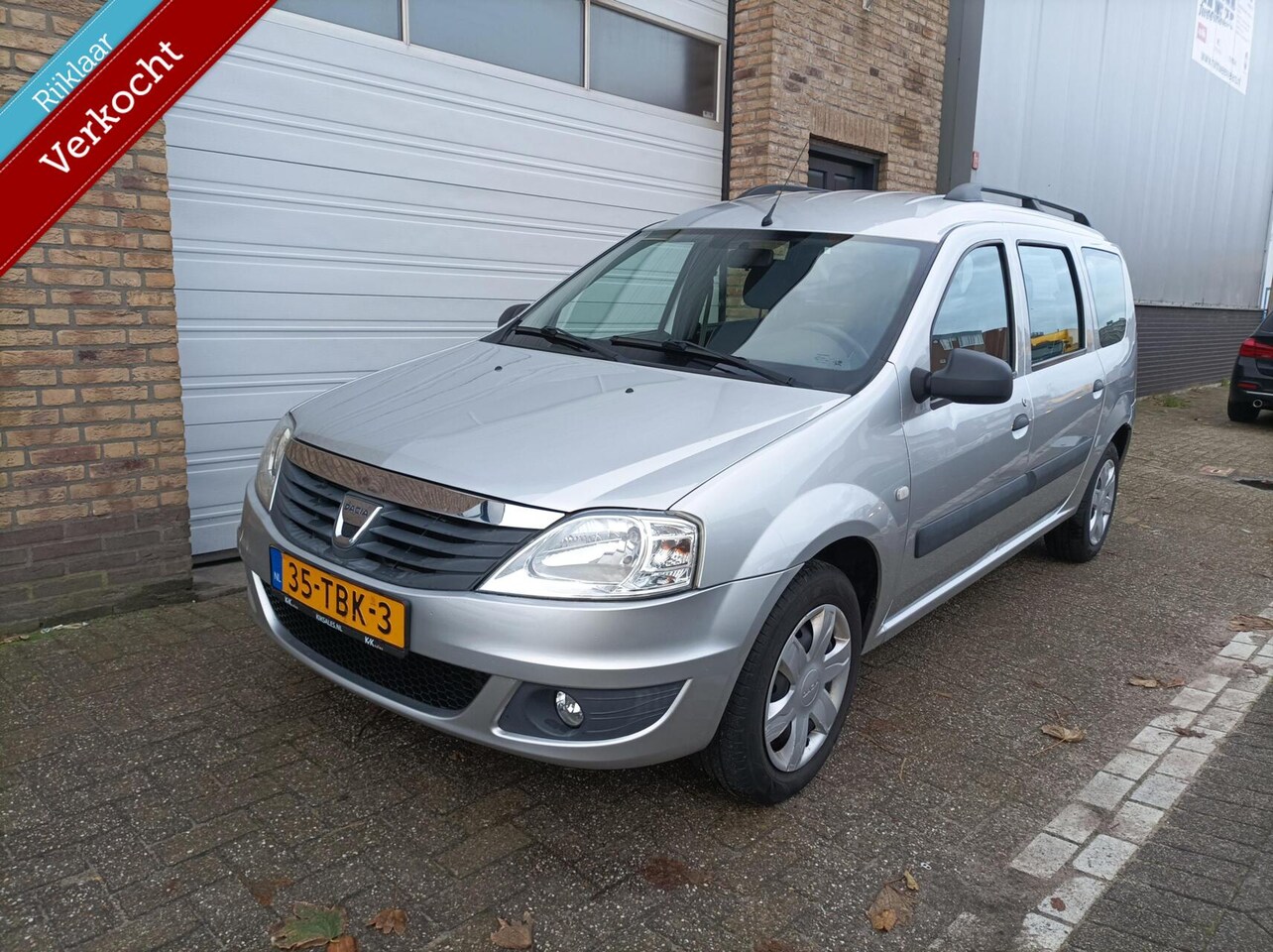 Dacia Logan - 1.6 Lauréate Airco APK 11-2026 - AutoWereld.nl