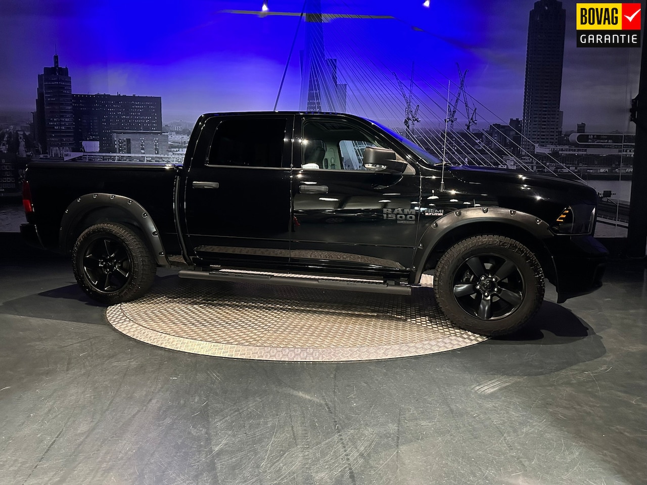 Dodge Ram 1500 - 5.7 V8 Crew Cab 5'7 *NL-Auto*BTW*Leer*Camera*Prins LPG* - AutoWereld.nl