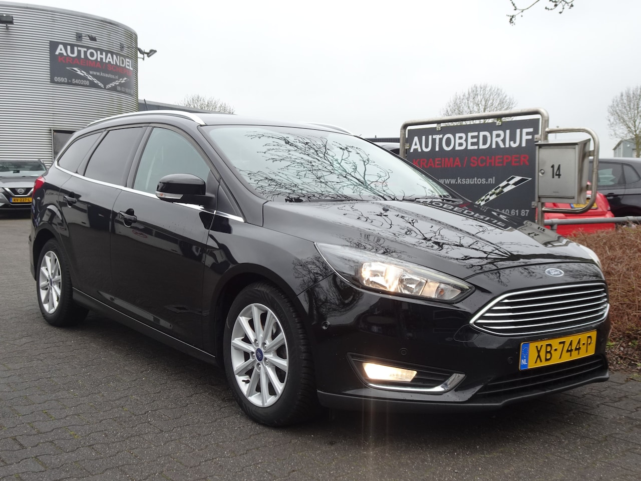 Ford Focus Wagon - 1.0 Titanium 1.0 Titanium - AutoWereld.nl