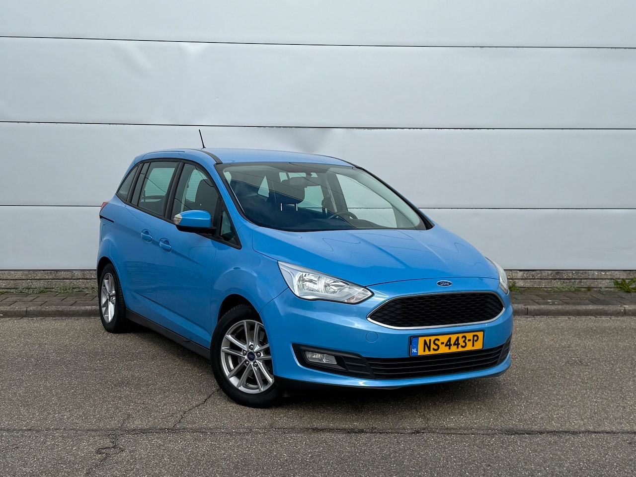 Ford Grand C-Max - 1.5 TDCi 7-SEATS (bj 2017) Euro6|PDC|Carplay|Metallic|Btw - AutoWereld.nl