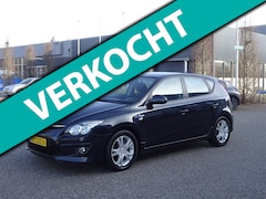 Hyundai i30 - 1.4i i-Drive Cool Airco Nap