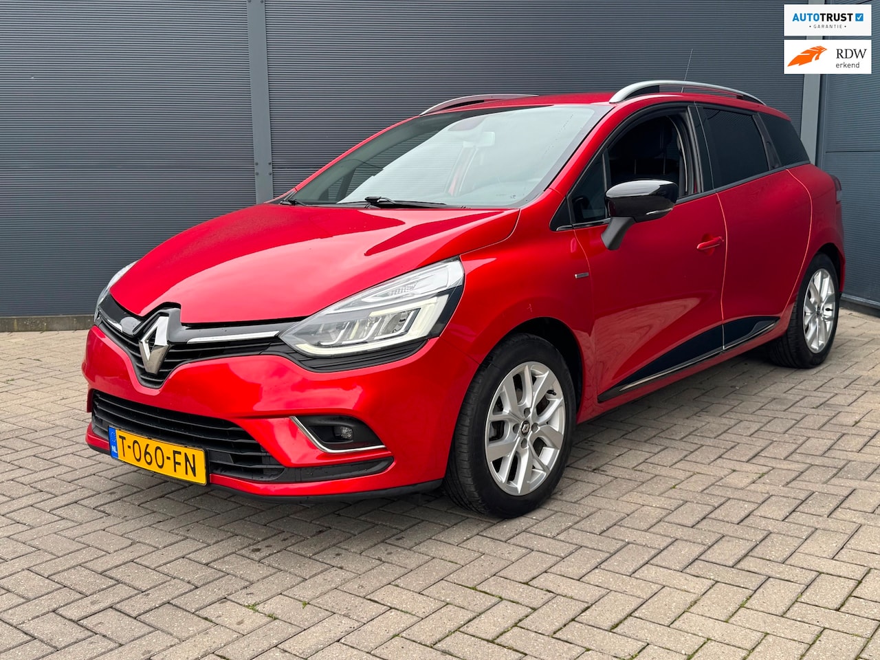 Renault Clio Estate - 0.9 TCe Life /Facelift / Pdc / Navi - AutoWereld.nl