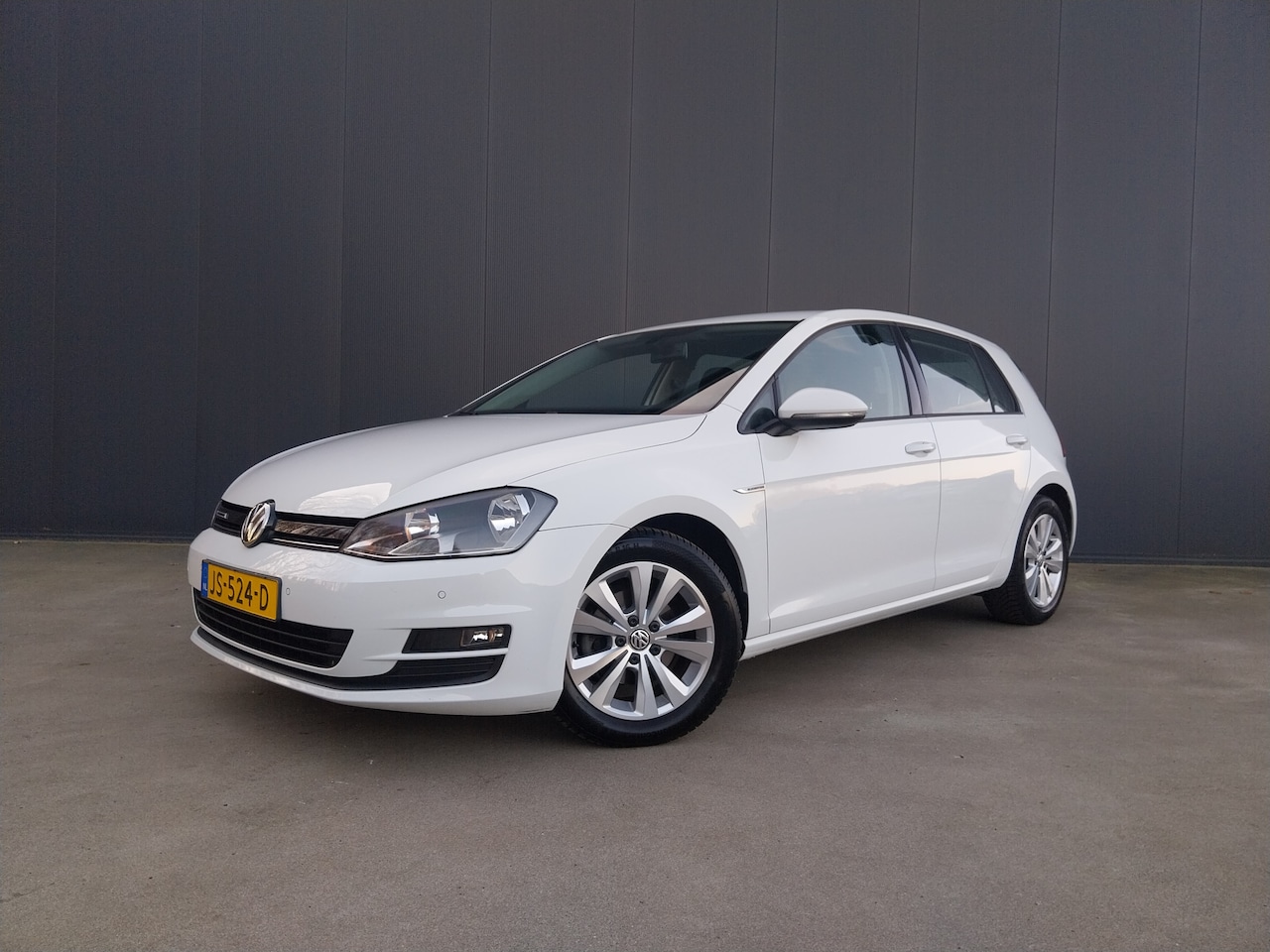 Volkswagen Golf - 1.0 TSI Comfortline CRUISE ECC - AutoWereld.nl
