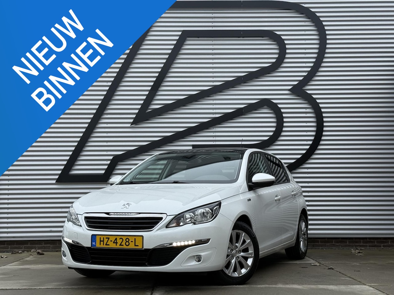 Peugeot 308 - 1.2 PureTech Style 2e Eigenaar|Navi|Pano|Clima|Cruise|PDC|N.A.P|APK tot 04-2027 - AutoWereld.nl