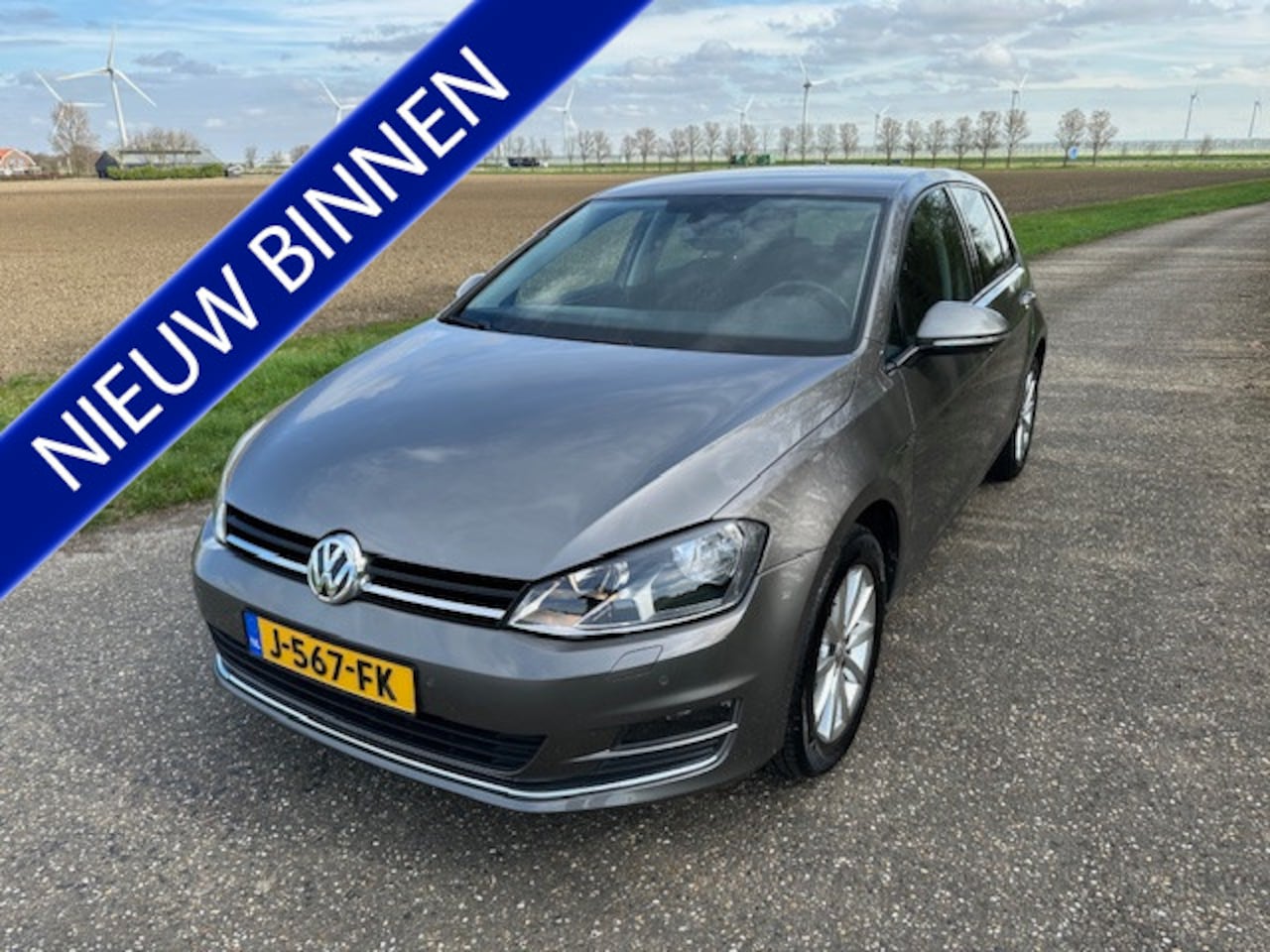 Volkswagen Golf - 1.2 TSI Lounge Navigatie LMV Pdc Enz - AutoWereld.nl