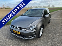Volkswagen Golf - 1.2 TSI Lounge Navigatie LMV Pdc Enz