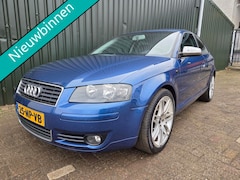 Audi A3 - 1.6 FSI Ambition S-Line