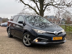 Toyota Auris Touring Sports - 1.8 Hybrid Lease pro | Pano + Half leder + Cruise nu € 10.975,