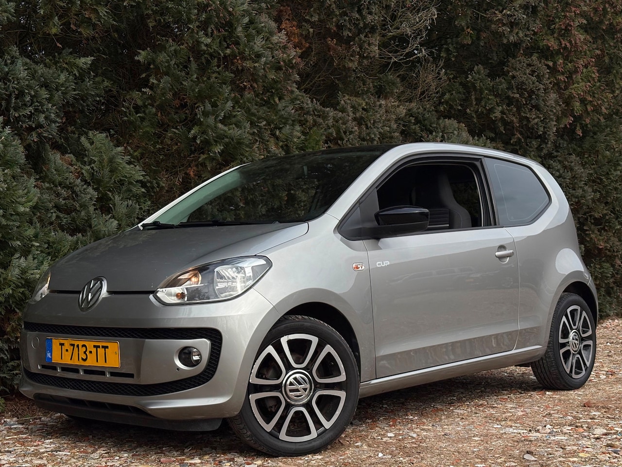 Volkswagen Up! - 1.0 CUP UP! | Pano | Stoelverwarming - AutoWereld.nl