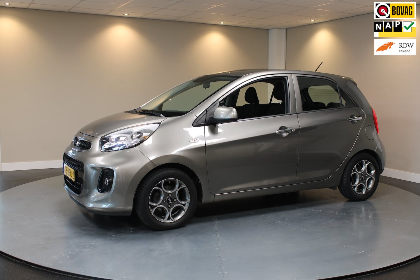 Kia Picanto - 1.2 CVVT DynamicLine *Automaat* Climate|Cruise|PDC|NAP - AutoWereld.nl