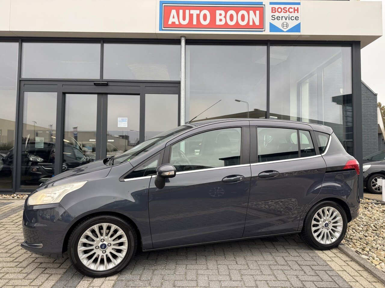 Ford B-Max - 1.0 125PK TITANIUM : D-RIEM VERV./NAVI/ CLIMA/P-CAM/2XPDC/MEDIA/LED/LMV/ - 2e EIG. - KM=NA - AutoWereld.nl