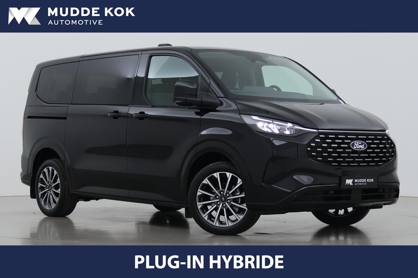 Ford Transit Custom Tourneo - 340 2.5 PHEV L1H1 Titanium X | Panoramadak | ACC | Elektrische Schuifdeuren | Trekhaak | B - AutoWereld.nl