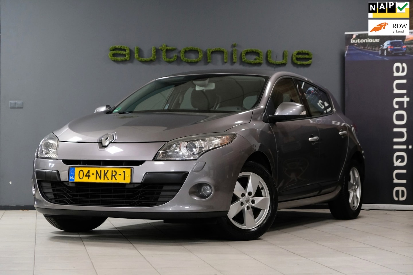 Renault Mégane - 1.4 TCe Dynamique**Navi**Origineel NL**Onderhouden**Trekhaak**Parkeersensoren** - AutoWereld.nl