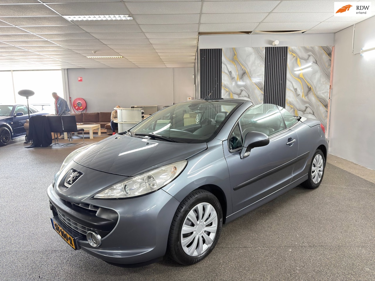 Peugeot 207 CC - 1.6 VTi Apk Nieuw,Clima,Stoelverwarming,Leder bekleding,N.A.P,2 sleutels+boekjes,Topstaat! - AutoWereld.nl