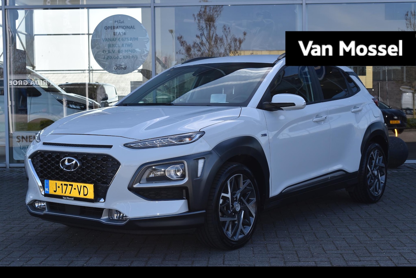 Hyundai Kona - 1.6 GDI HEV Premium | Trekhaak | Climate Control | Adaptieve Cruise Control | Stoelverwarm - AutoWereld.nl