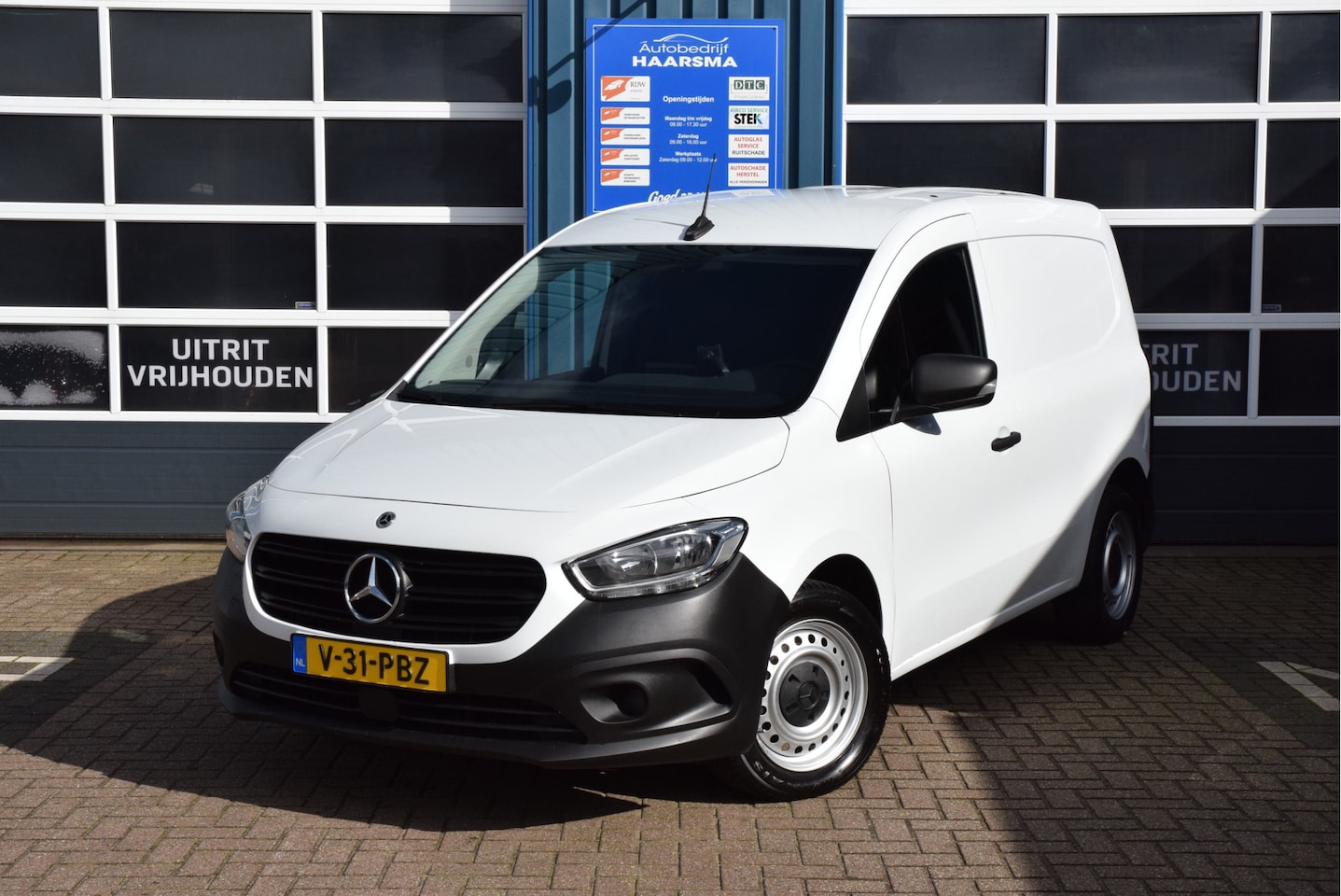 Mercedes-Benz Citan - 108 CDI L1 Pro Achteruitrijcamera Trekhaak Navi - AutoWereld.nl