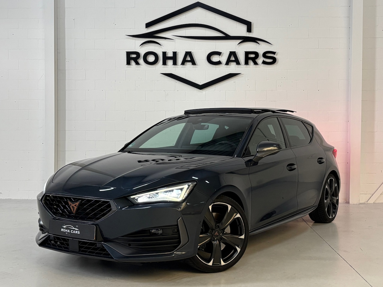 CUPRA Leon - 2.0 TSI VZ 300 PK Pano*Keyless*Sfeer - AutoWereld.nl