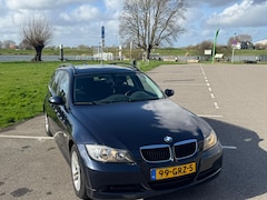 BMW 3-serie Touring - 318i