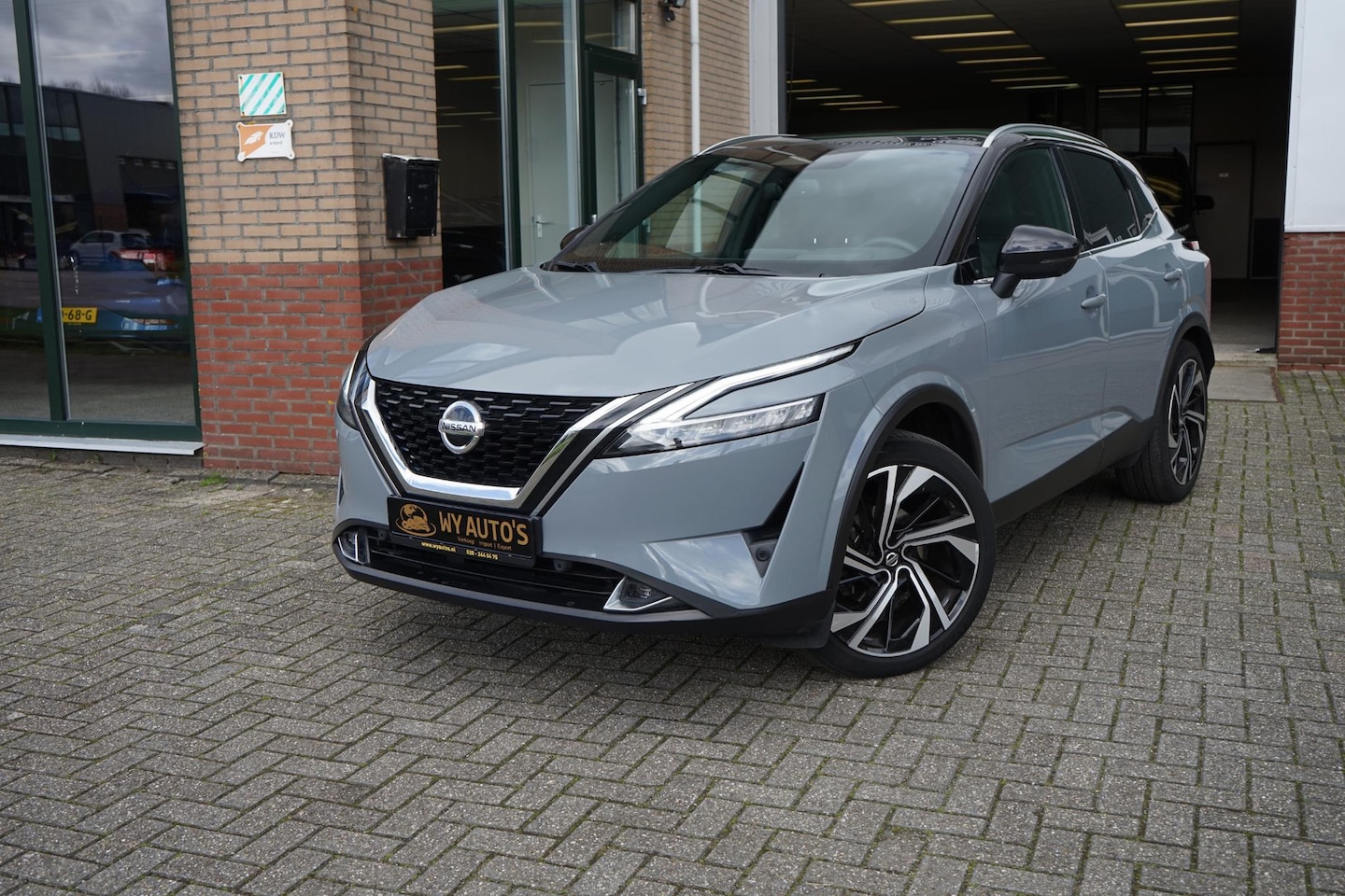 Nissan Qashqai - 1.3 MHEV Tekna+ Pano|MASSAGE|BOSE|Trekhaak|360|20''|FULL! - AutoWereld.nl