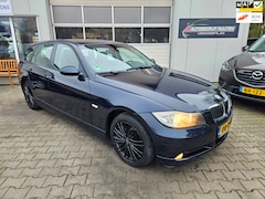 BMW 3-serie Touring - 318i Business Line NAVI..LEER..TREKHAAK