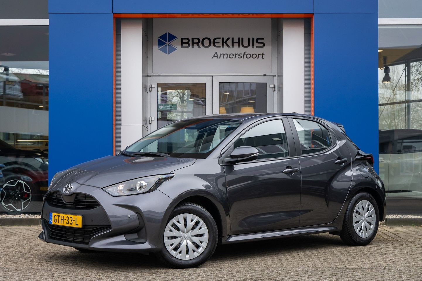 Toyota Yaris - 1.5 Hybrid 115 Comfort | Camera | Trekhaak | Adaptieve Cruise Control | Apple Carplay/Andr - AutoWereld.nl