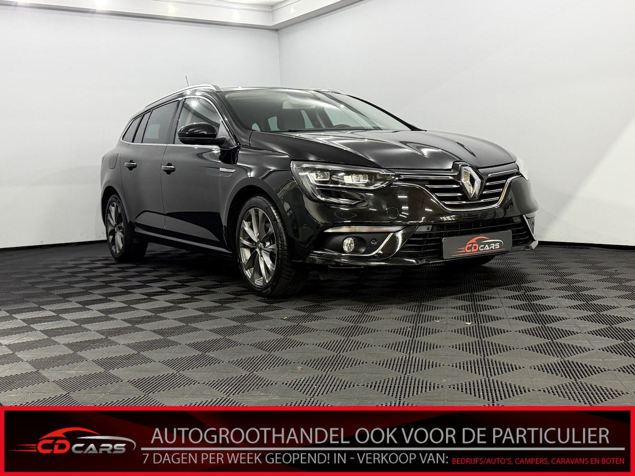 Renault Mégane Estate - 1.2 TCe Série Signature Exclusiv Leder, Camera, Navi, Bose geluidsysteem, Keyless start, C - AutoWereld.nl