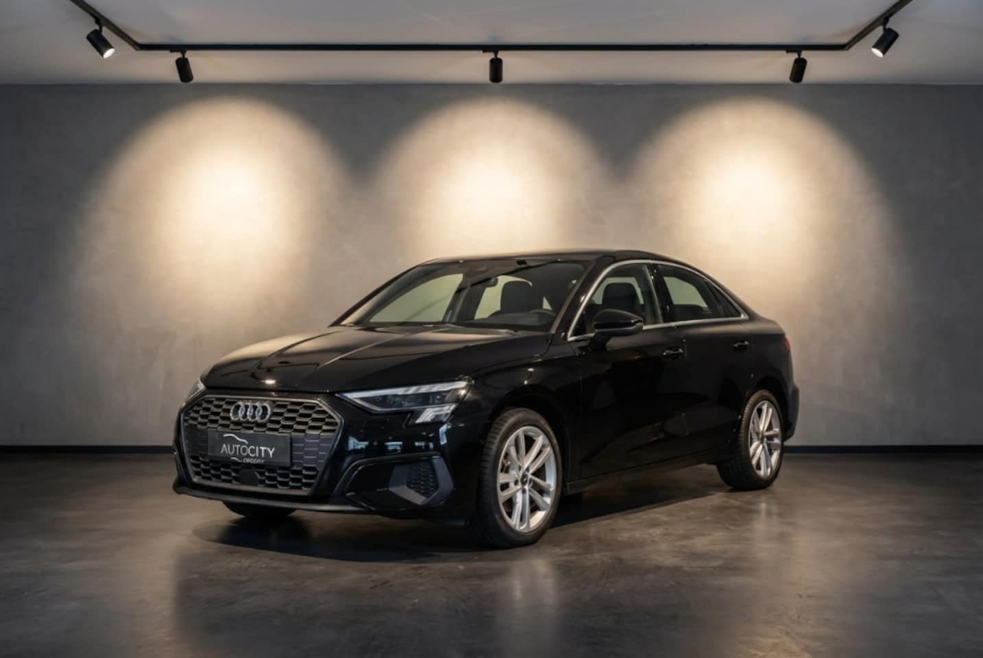 Audi A3 Limousine - 35 TFSI 150 pk Pano l Camera l FULL LED l Bang & Olufsen - AutoWereld.nl