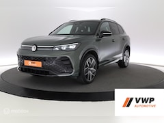 Volkswagen Tiguan - R-Line 1.5 272PK Hybrid DSG NU BESCHIKBAAR *BLACKSTYLE*2026 Facelift