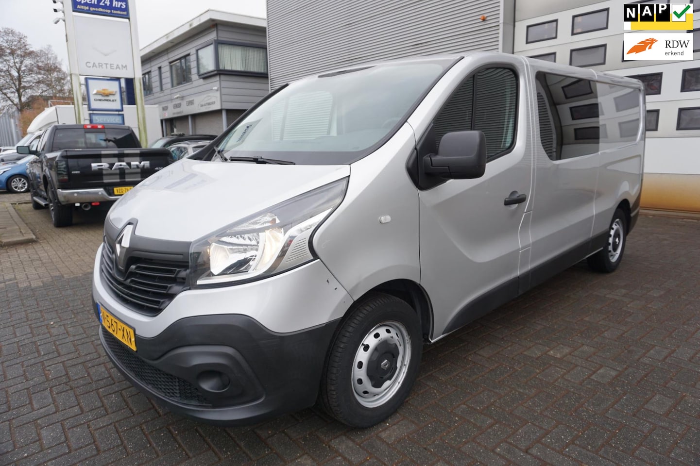 Renault Trafic - 1.6 dCi T29 L2H1 DC Comfort / AIRGO / NAP - AutoWereld.nl