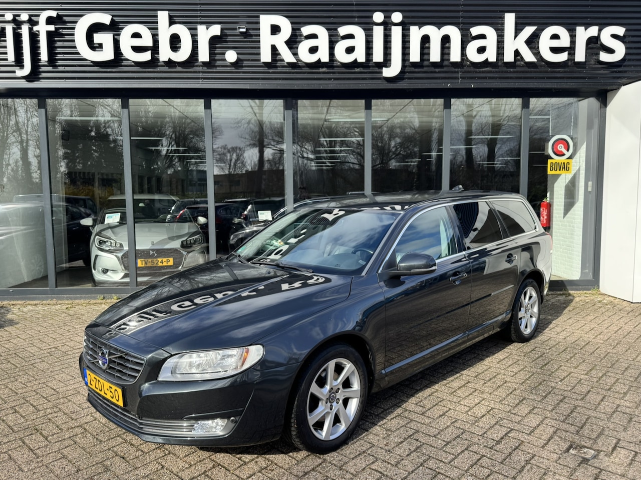 Volvo V70 - 2.0 D4 181pk Momentum*Leder*Navi*AHK*EXPORT/EX.BPM* - AutoWereld.nl
