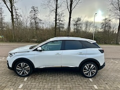 Peugeot 3008 - 1.2 PureTech Blue Lease Premium Avantage